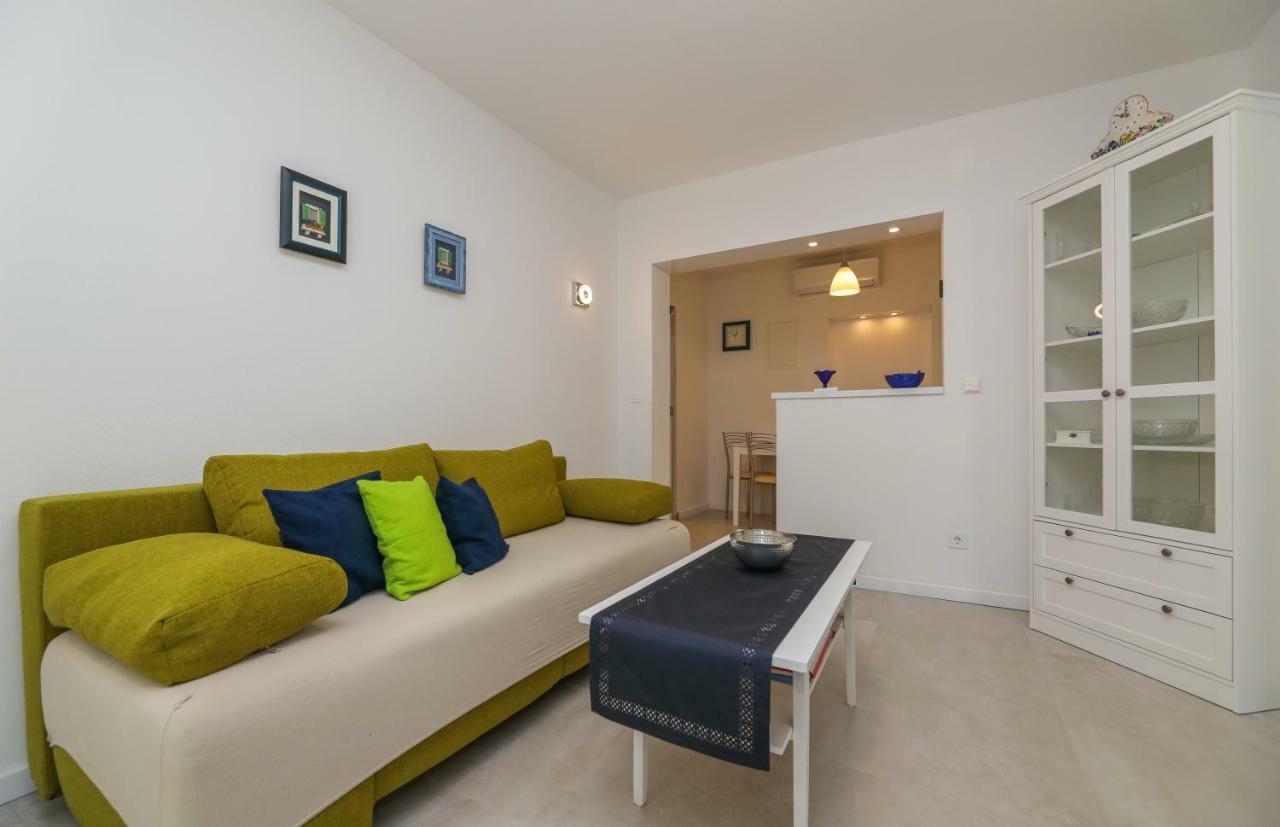 Apartment M&J Supetar Eksteriør bilde